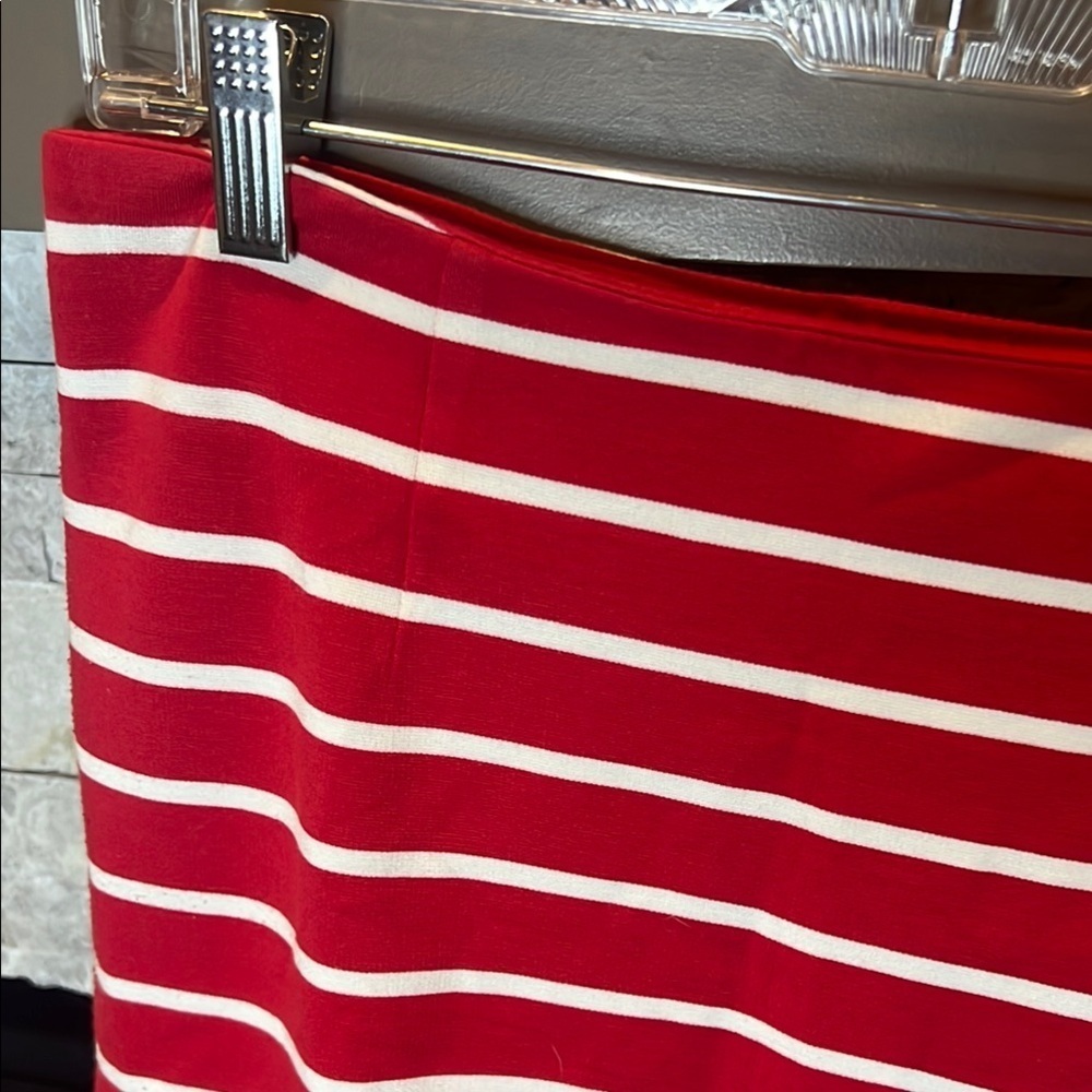 Banana Republic Red and White Pencil Skirt size 6 - Picture 4 of 10